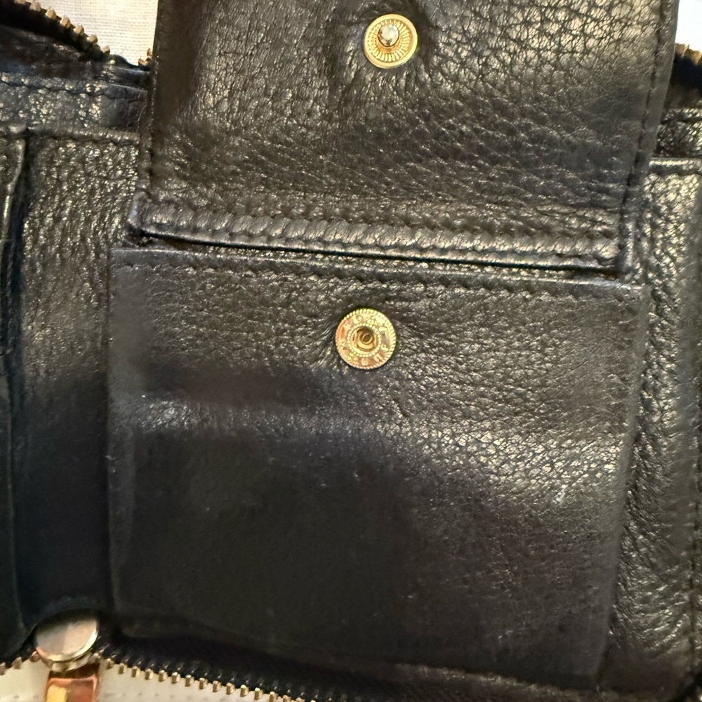 Tory Burch Black Leather Zip Wallet - Picture 4 of 8